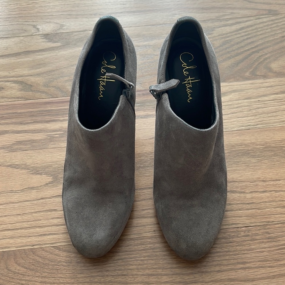 Cole Haaan Nikeair booties suede gray size 8